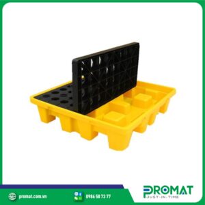 ung-dung-cua-pallet-nhua-chong-tran-trong-nha-may-kho-hoa-chat-va-phong-thi-nghiem