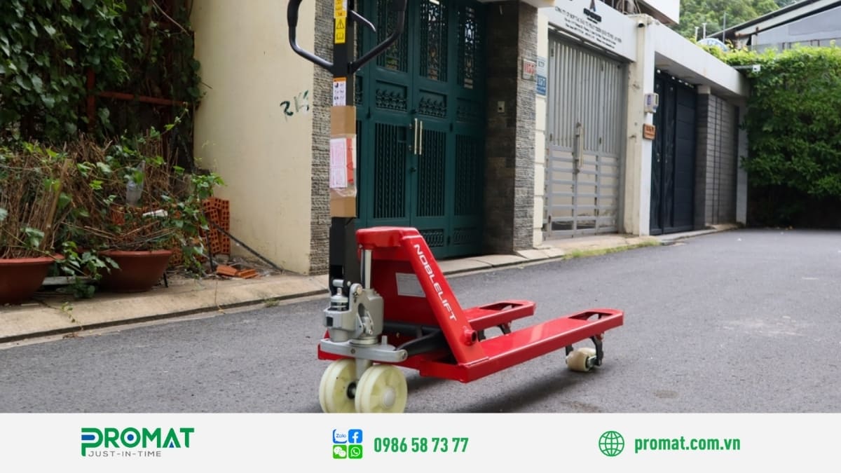 Xe Nâng Tay Noblelift - Giải Pháp Nâng Hạ Hoàn Hảo 3 Chất lượng và độ bền xe nâng tay Noblelift thông qua review người dùng