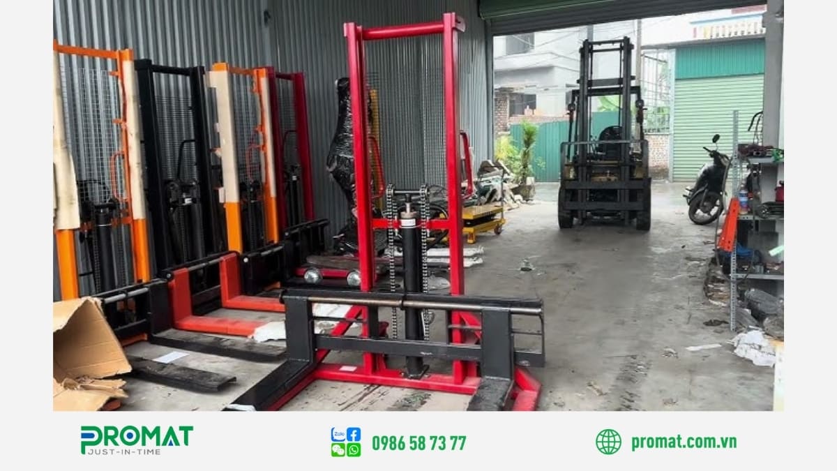 Xe Nâng Tay Cao 2 Tấn Nâng Hạ Pallet Tiện Lợi 1 Tầm quan trọng của xe nâng tay cao 2 tấn trong quản lý kho bãi