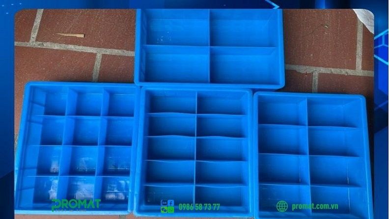 Khay Nhựa Nhiều Ngăn Là Gì? Ưu Điểm Và Ứng Dụng 2 Khay nhựa thiết kế nhiều ngăn giúp phân loại vật tư khoa học